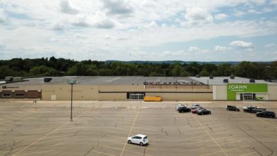 Th Exclusive Furniture Store To Fill Remainder Of Old Kmart Facility Public Announcements Telegraphherald Com
