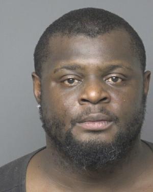 Police: Man threatened to shoot patrons in Dubuque bar