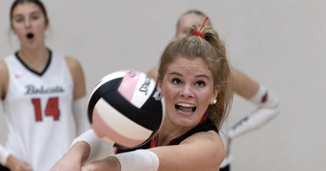 Prep volleyball: Bobcats withstand late rallies, claim Bobcat Invite title