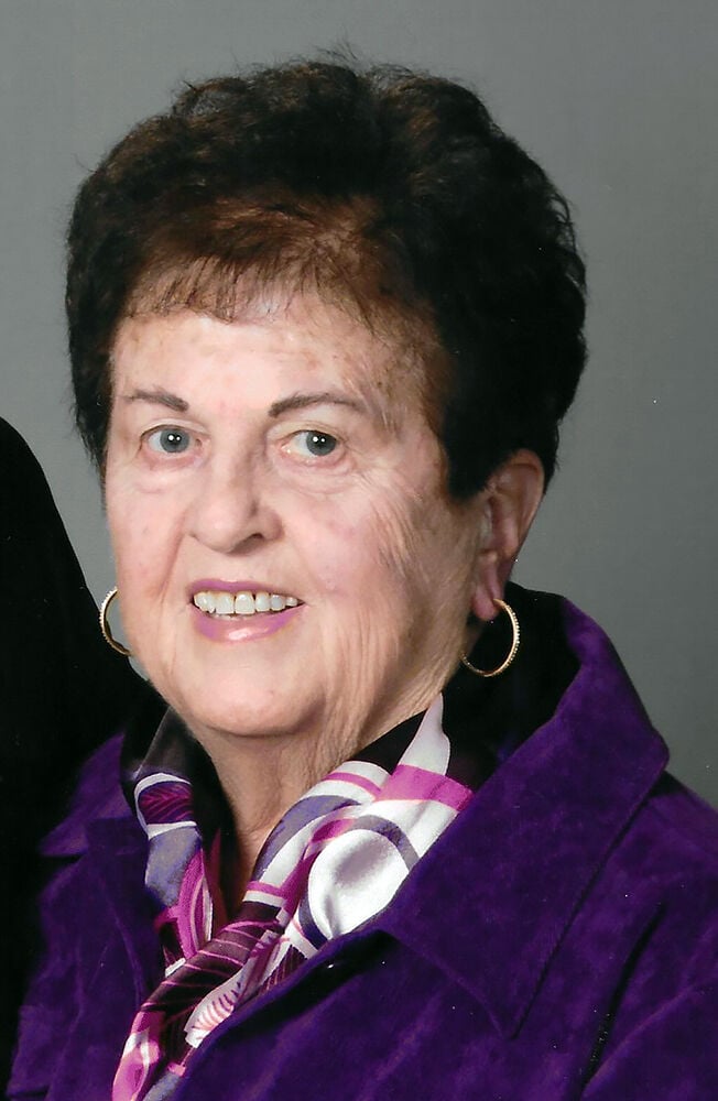 Rose M. Breitbach Obituaries Dubuque