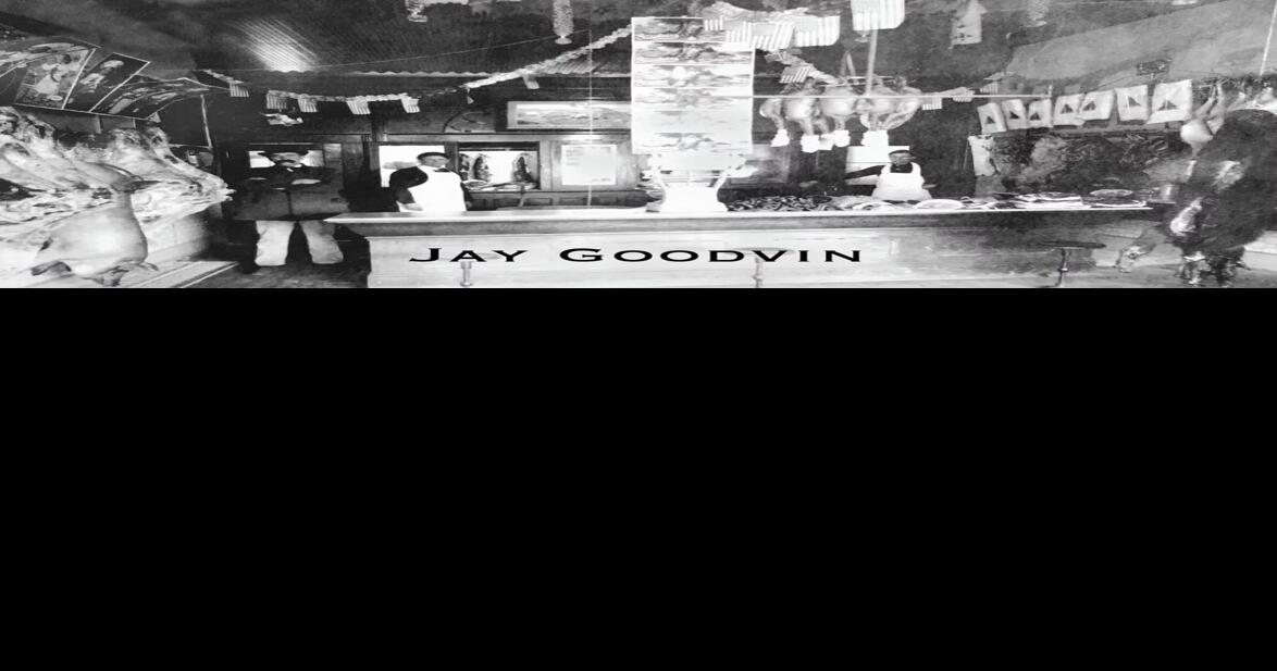 Tristate meat lockers among highlights in 'Rural Iowa Sausage