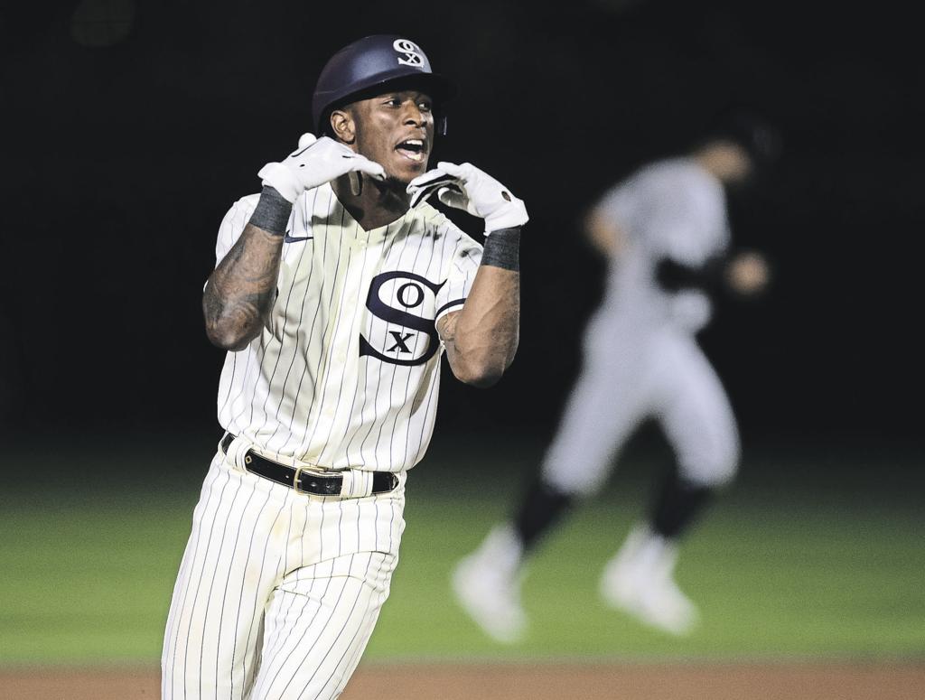 MLB Field of Dreams Game: White Sox beat Yankees as Tim Anderson hits last  of eight homers into Iowa corn 