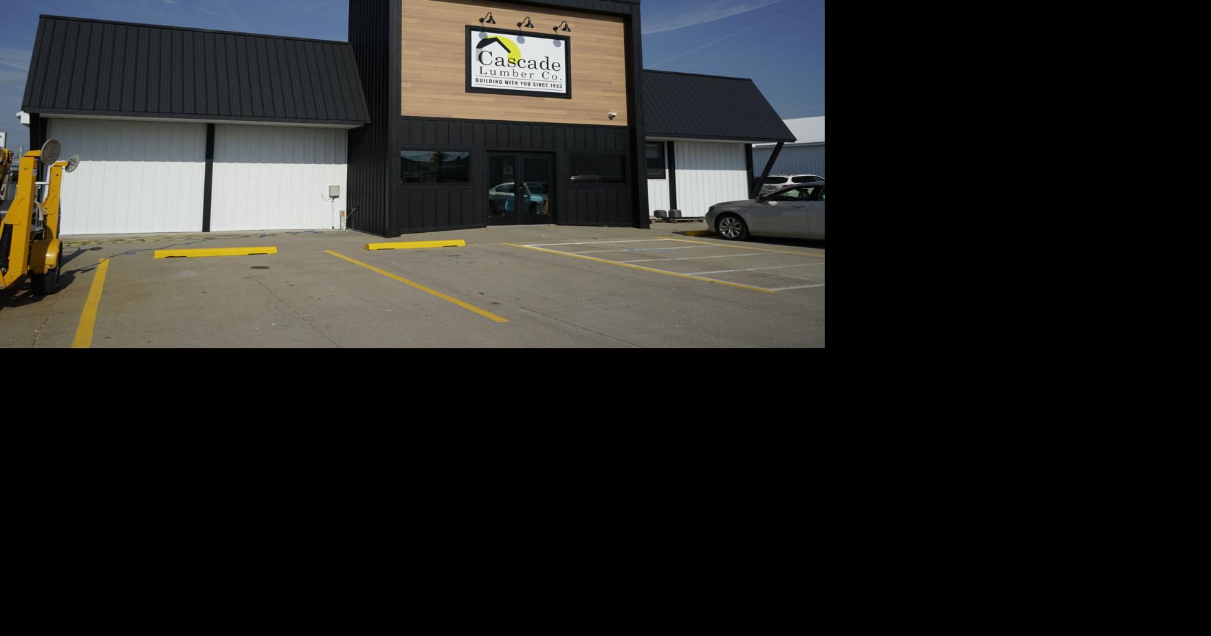 Biz Buzz: Cascade building material company gets facelift; Dubuque pizza restaurant renovates spaces; Manchester vint...