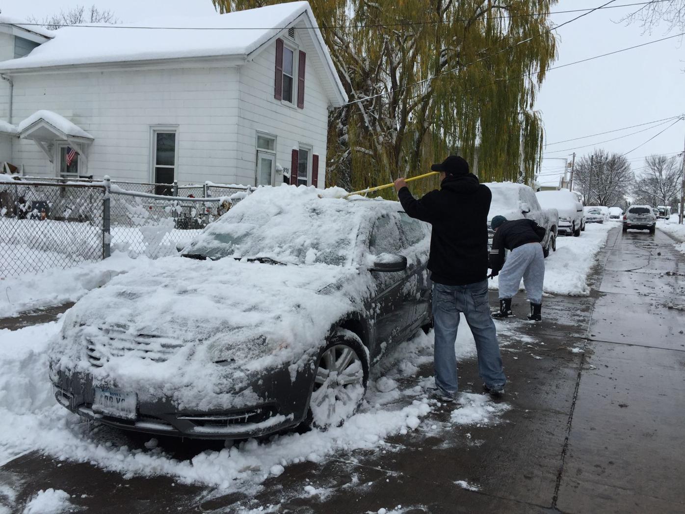 National Weather Service Nearly 1 foot of snow in Dubuque Dubuque