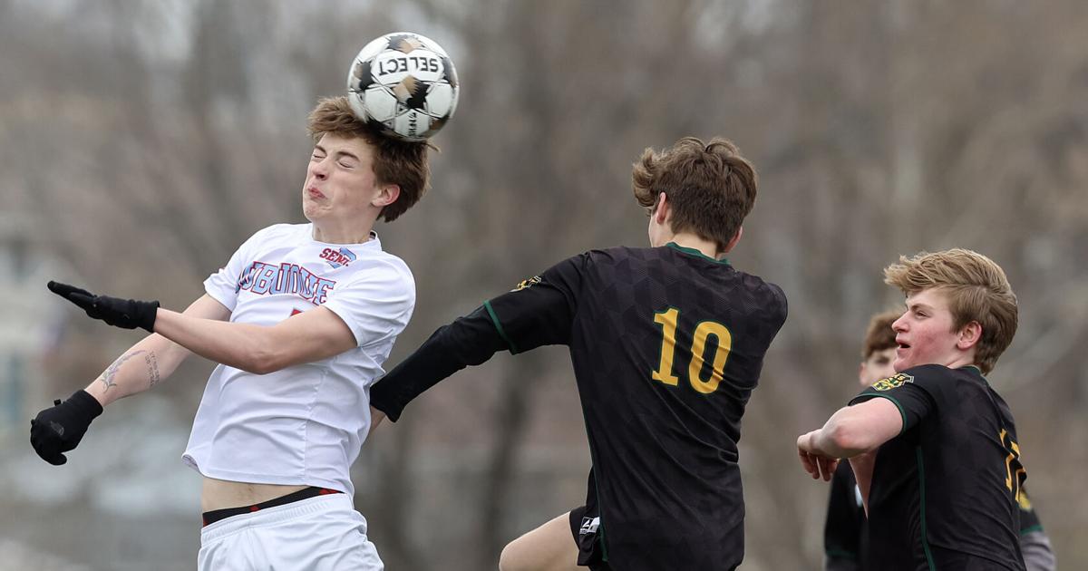 Boys prep soccer: Senior, Wahlert playing for trips to state tournament