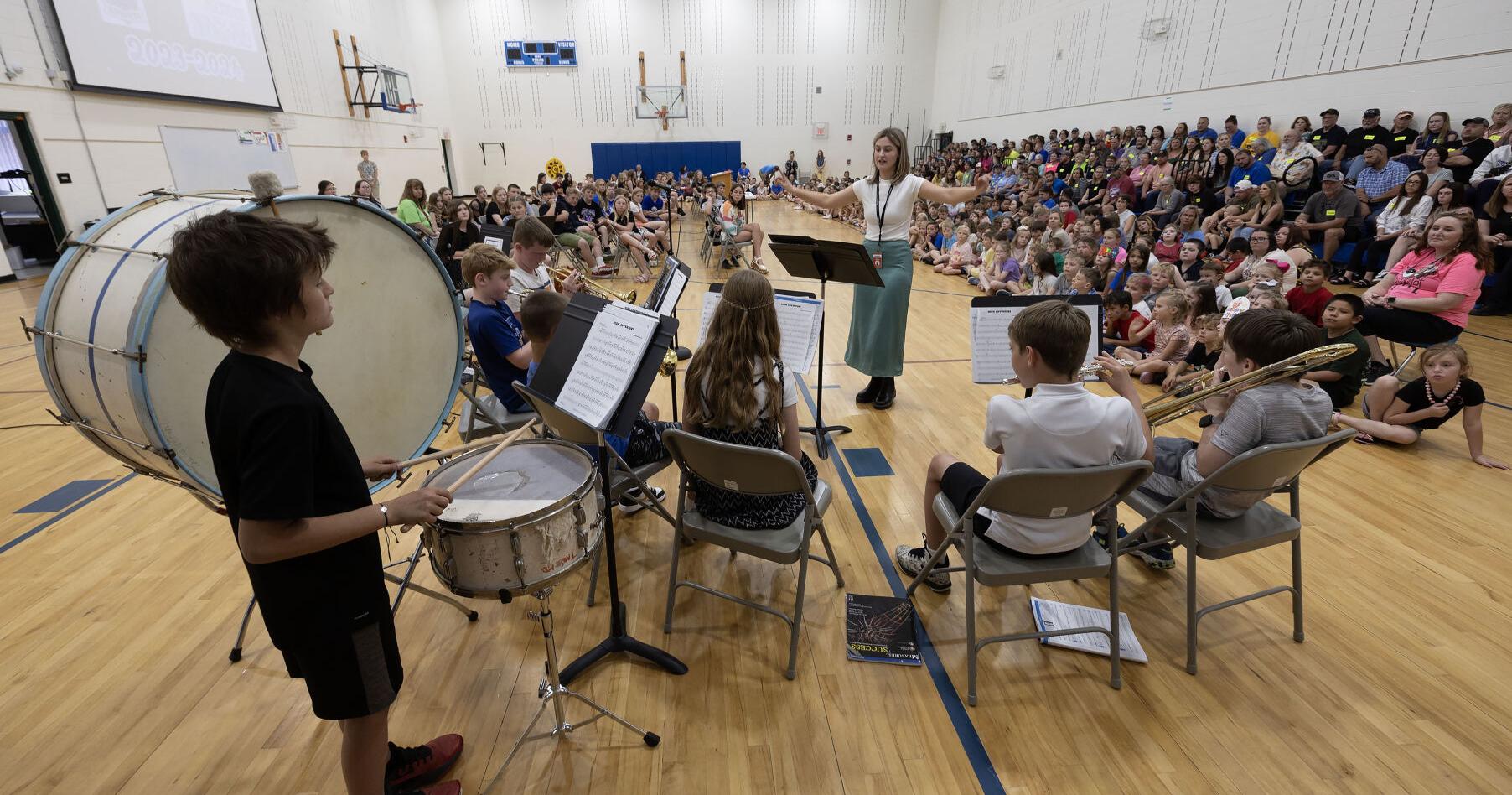 Dubuque students mark end of school year with transitions in view - Vimarsana News