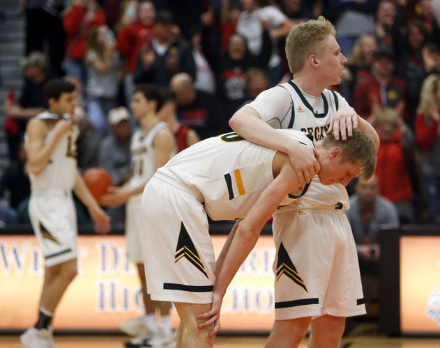 Klimatiske bjerge Modsigelse cigar Boys prep basketball: Beckman oh so close in state return, but Monticello  pokes it away | Local Sports | telegraphherald.com