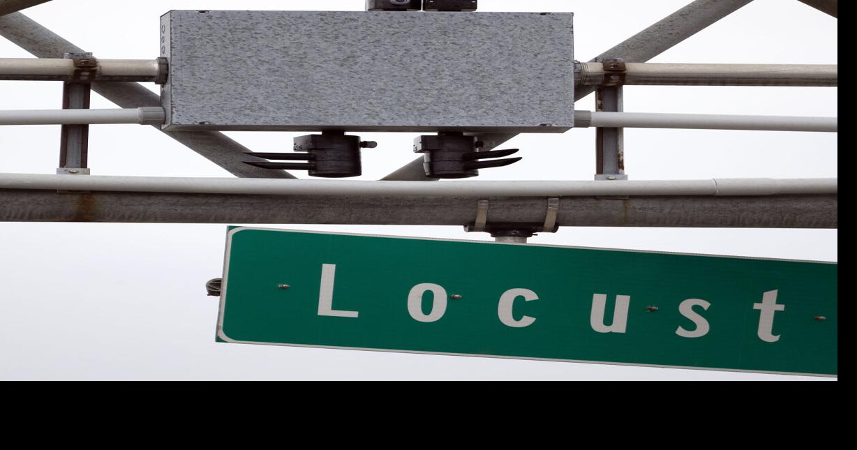 Dubuque policy on license plate readers at odds with state law?