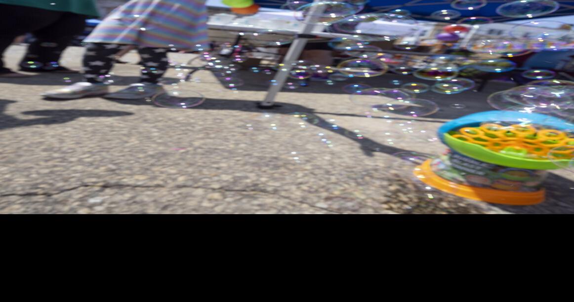 At Dubuque Pride picnic, attendees 'celebrate who they are' Tristate