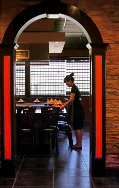 New Dubuque Restaurant Offers Sushi Hibachi Grill Tri State News Telegraphherald Com Ichiban chef's special appetizer $7.50 five assorted appetizer made from the sushi bar. new dubuque restaurant offers sushi