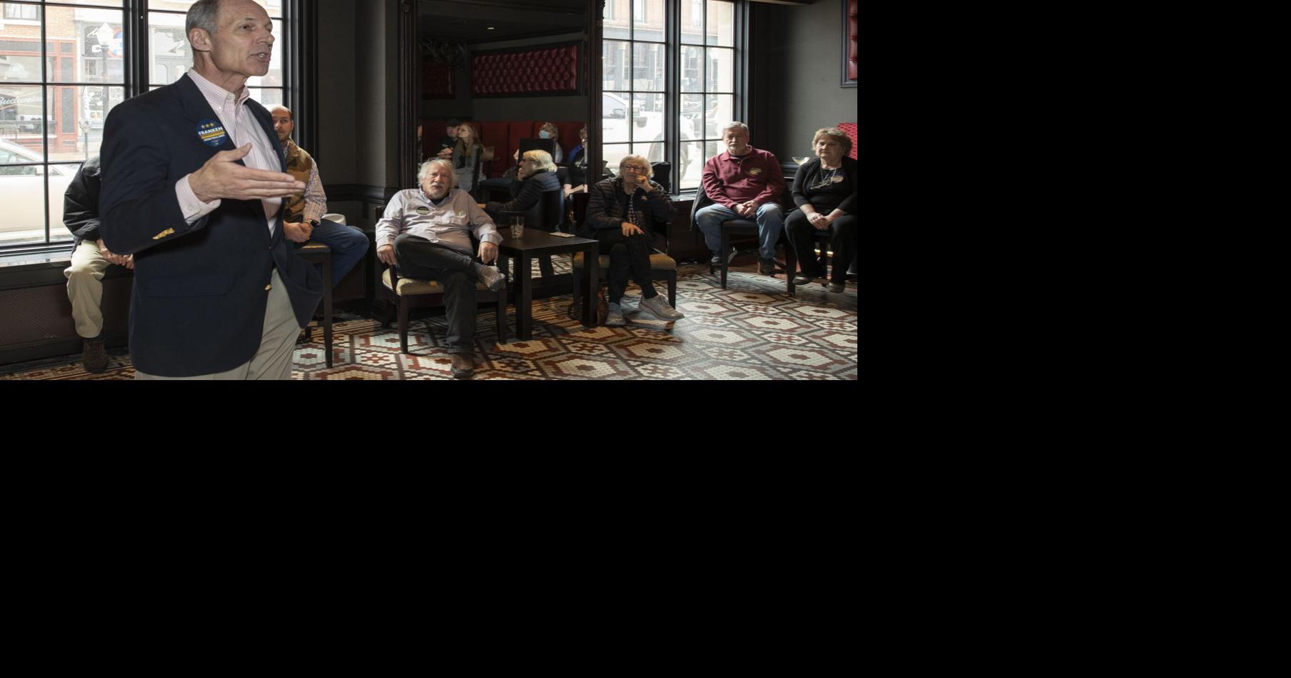 In Dubuque, admiral running for Senate talks Ukraine, Grassley Tri