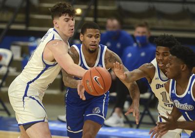 College basketball roundup: Wilkins scores 22 to lift Drake ...