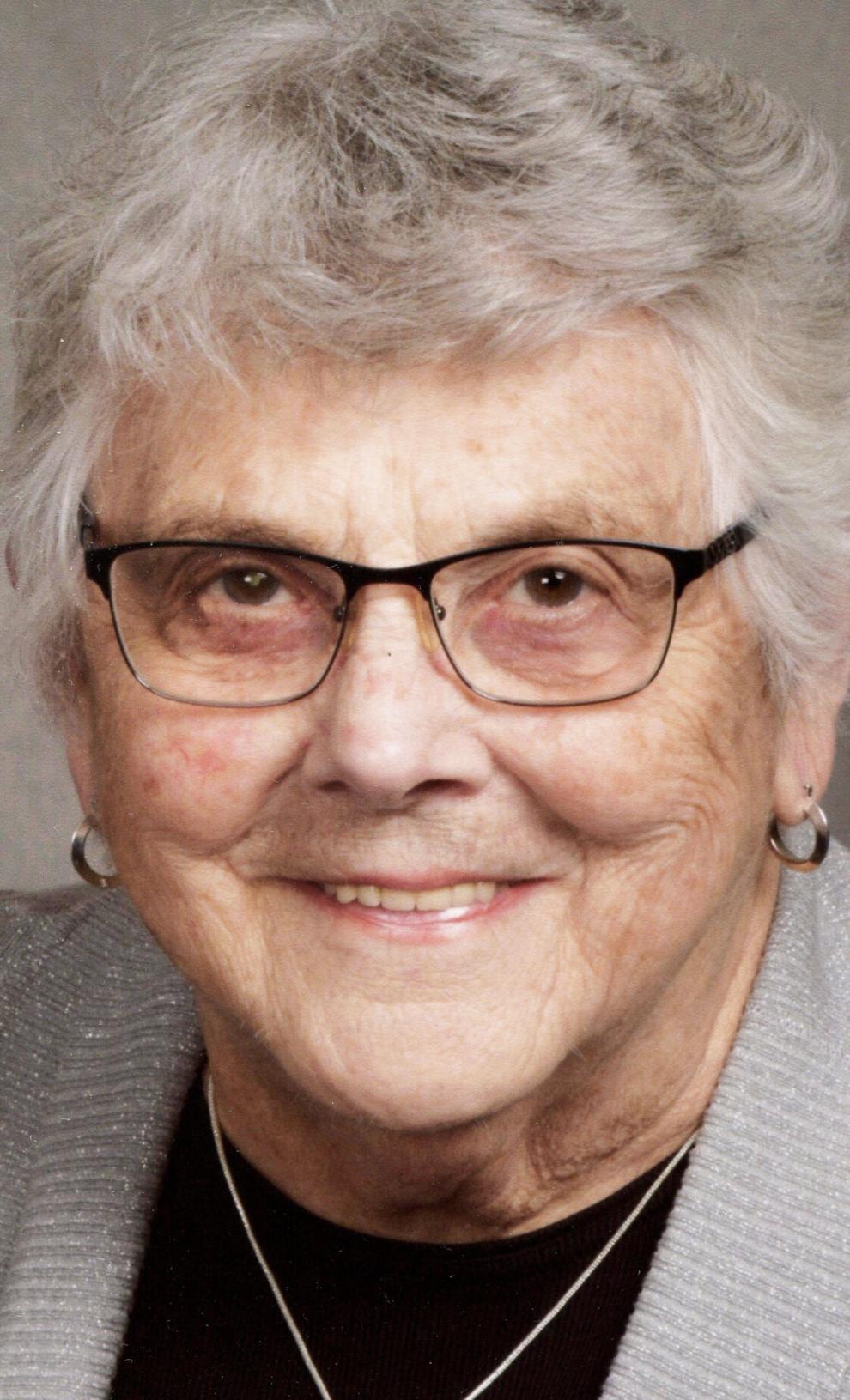 Marge Nauman Obituaries Dubuque