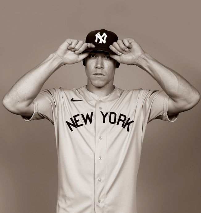 Here are the Yankees', White Sox's special uniforms for Field of Dreams game  (PHOTOS) 