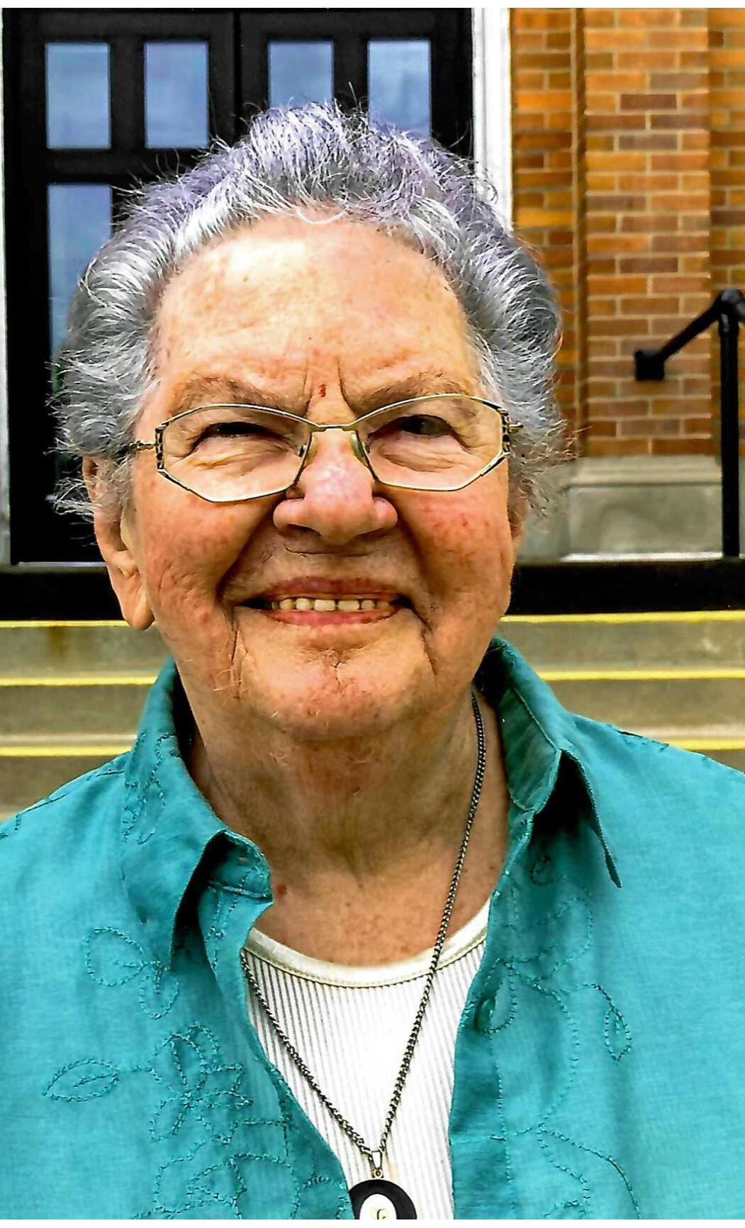 Lillian L. Greiner Obituaries Dubuque