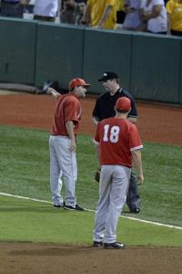Houston Protests After Seventh Inning Call Lsu Theadvocate Com