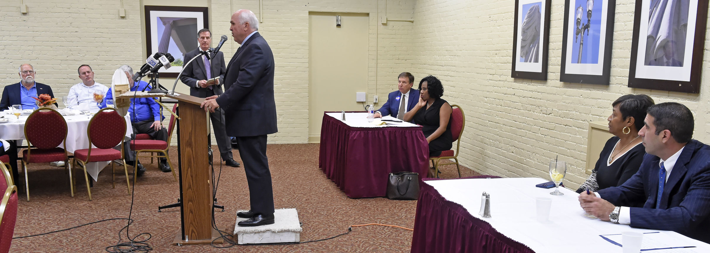 Live Coverage: Baton Rouge Mayoral Candidates Face Off In Debate ...