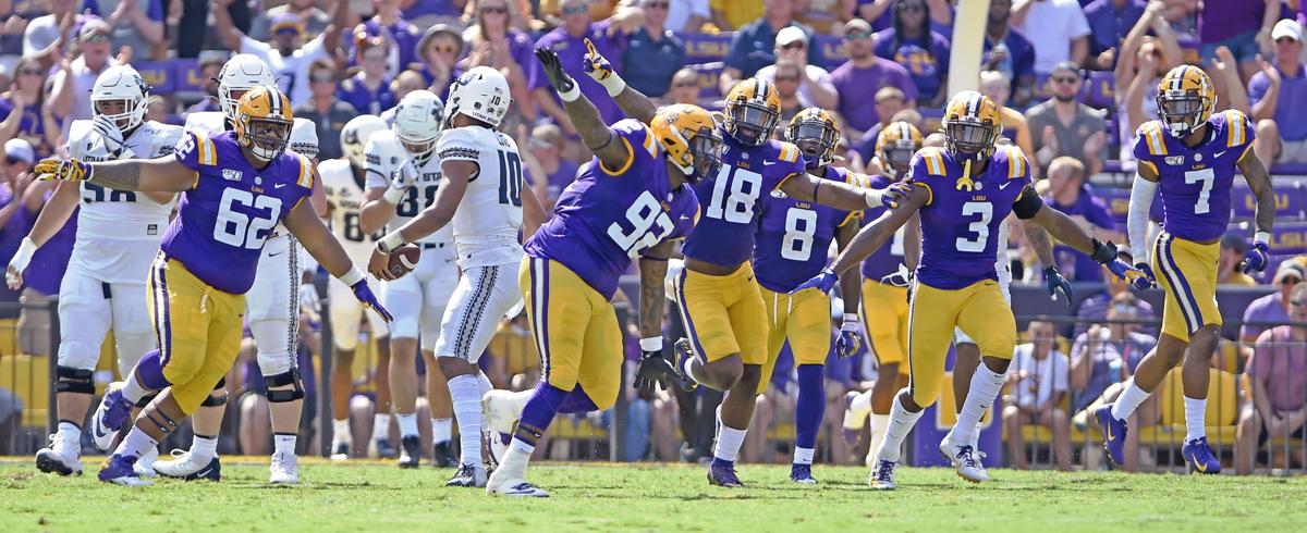 BR.lsuutahstatemain1268.100619 bf.jpg