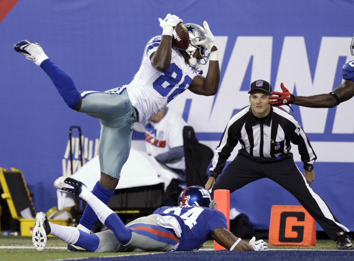 Dez Bryant Throw Up the X