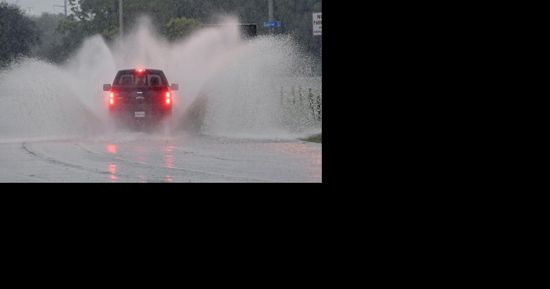 Thursday's storms bring rain and lightning strikes to Baton Rouge