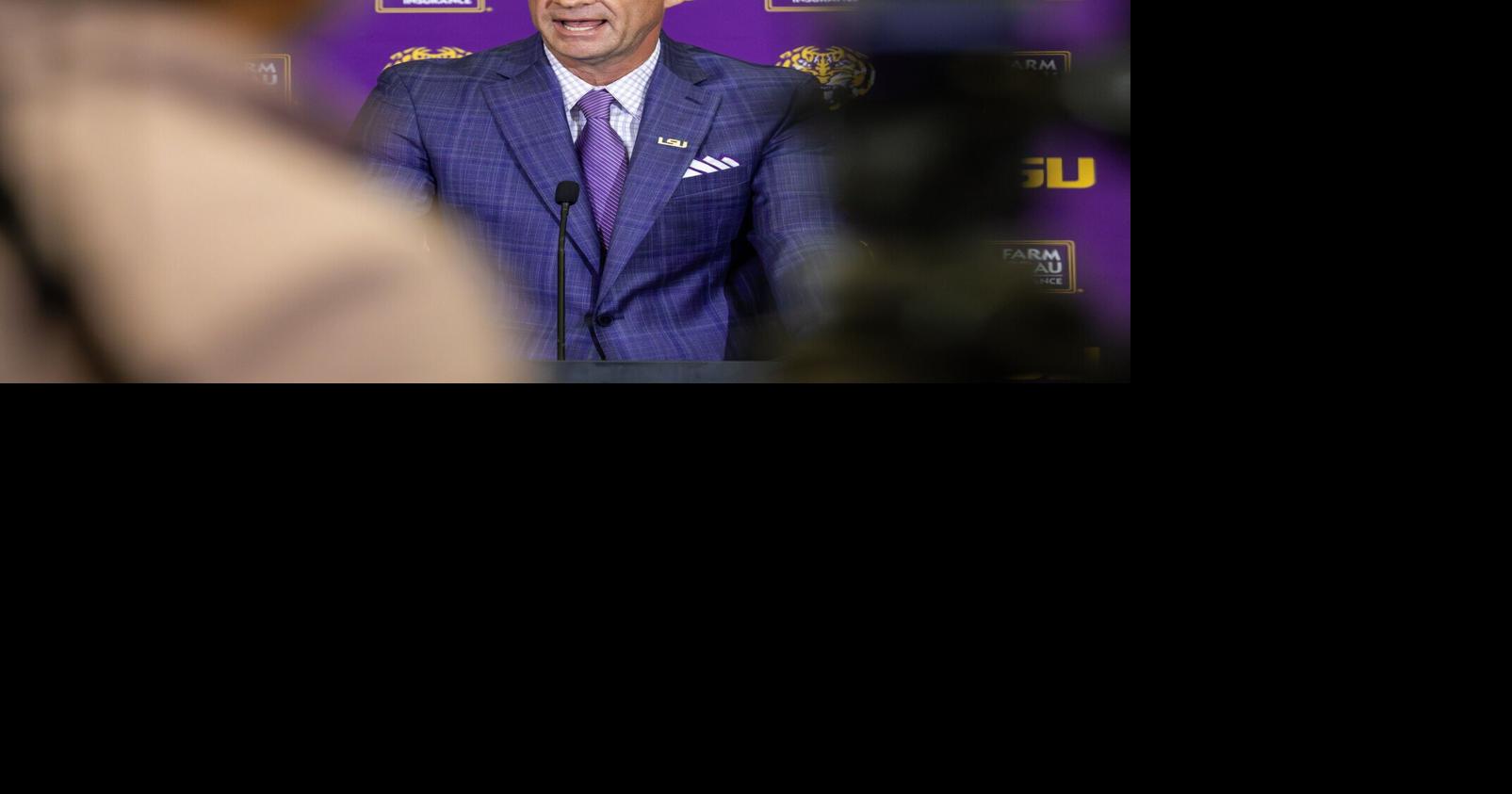 LSU landed its first transfer of the Lane Kiffin era with a Hawaii wide receiver