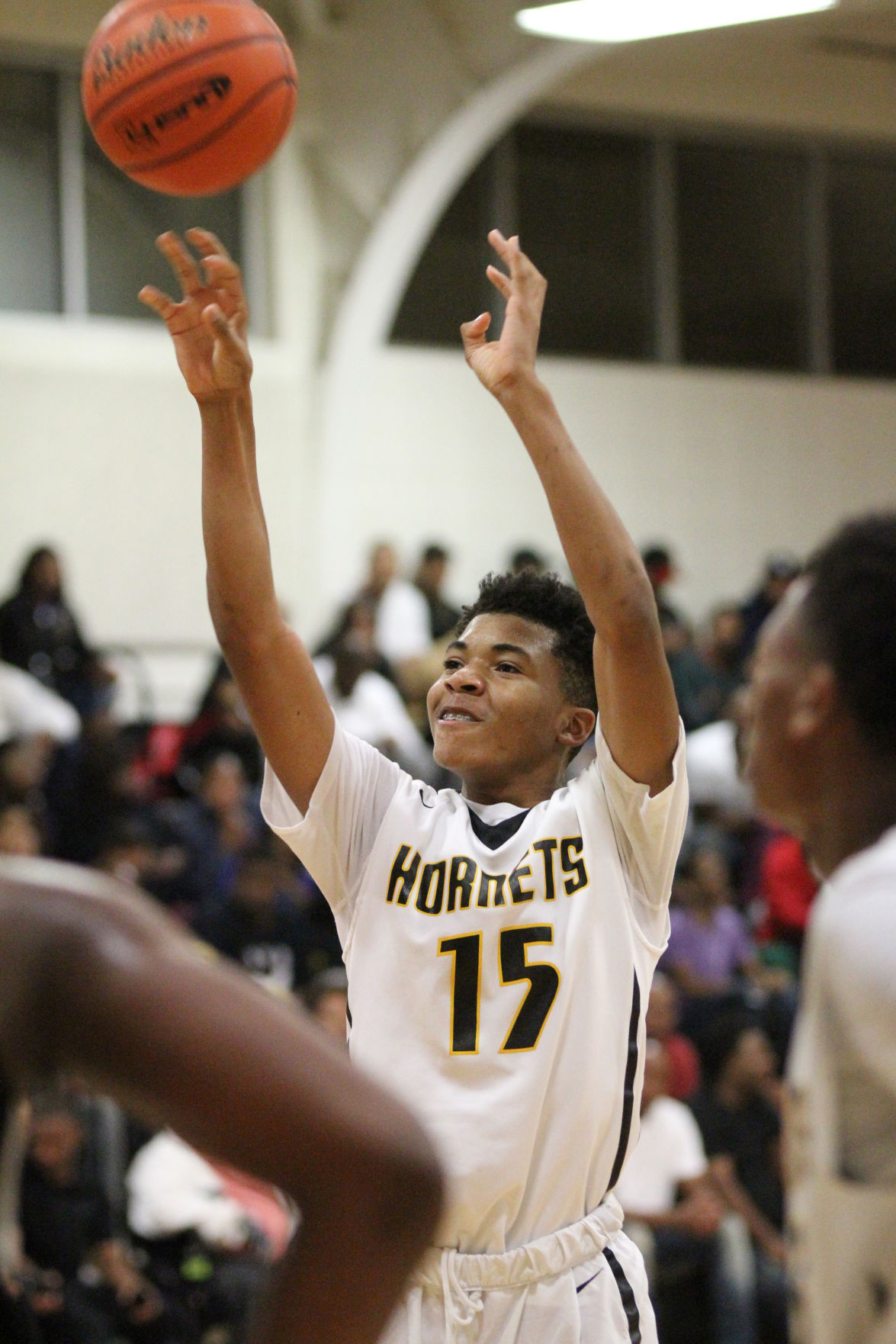 Rayville beats Riverside in battle of unbeatens High Schools