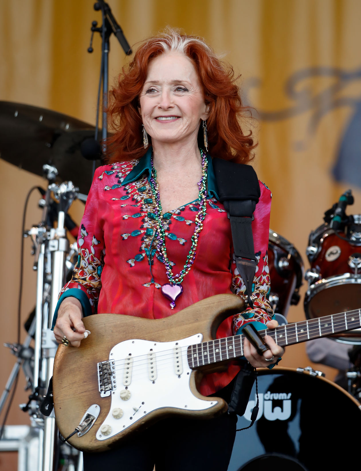 Two Days After Jazz Fest Performance, Bonnie Raitt Cancels Tour Dates ...