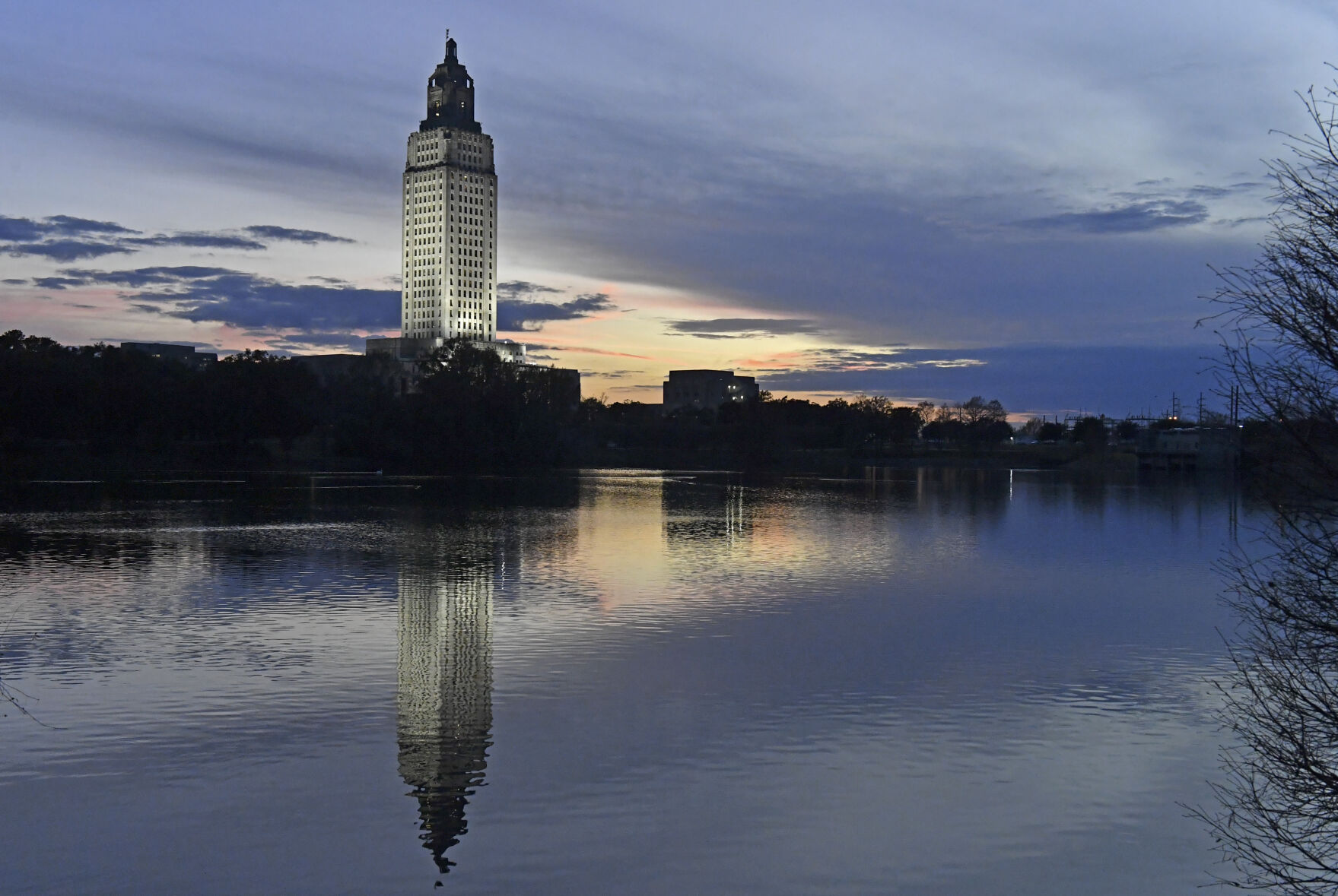 NO.capitollake.adv HS 040.JPG