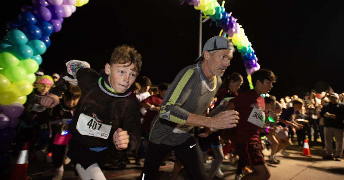 Photos Camellia Crossing Photos