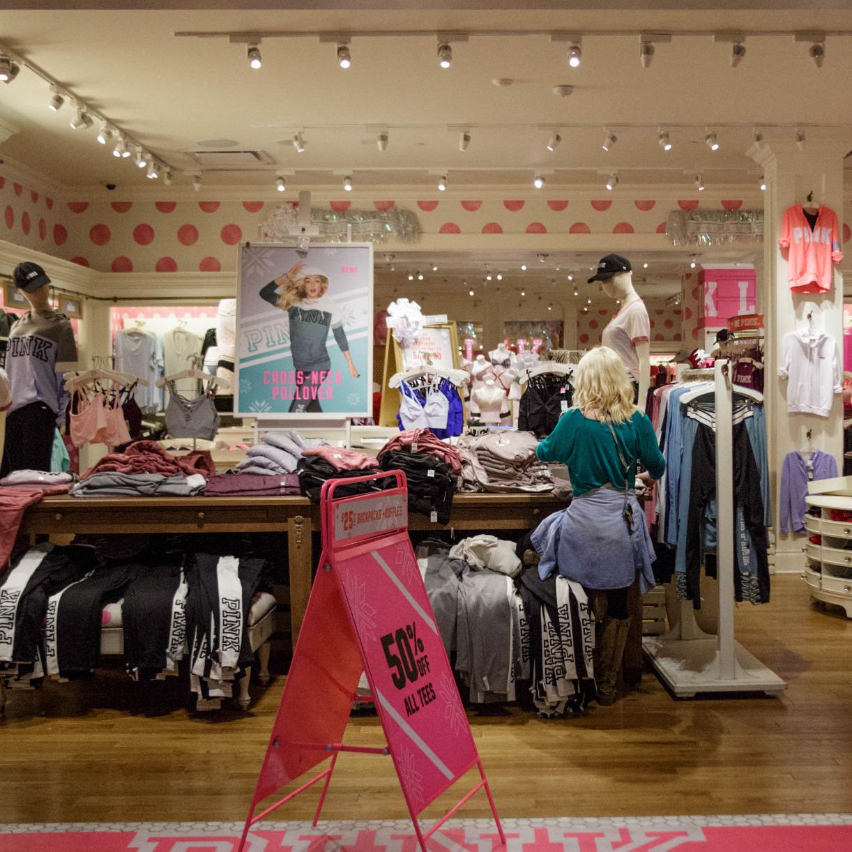 Victoria S Secret To Close 53 Stores In North America List Of