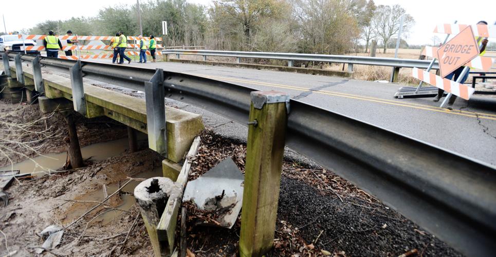 Gallet Road bridge near Lafayette and Vermilion Parish line closed due