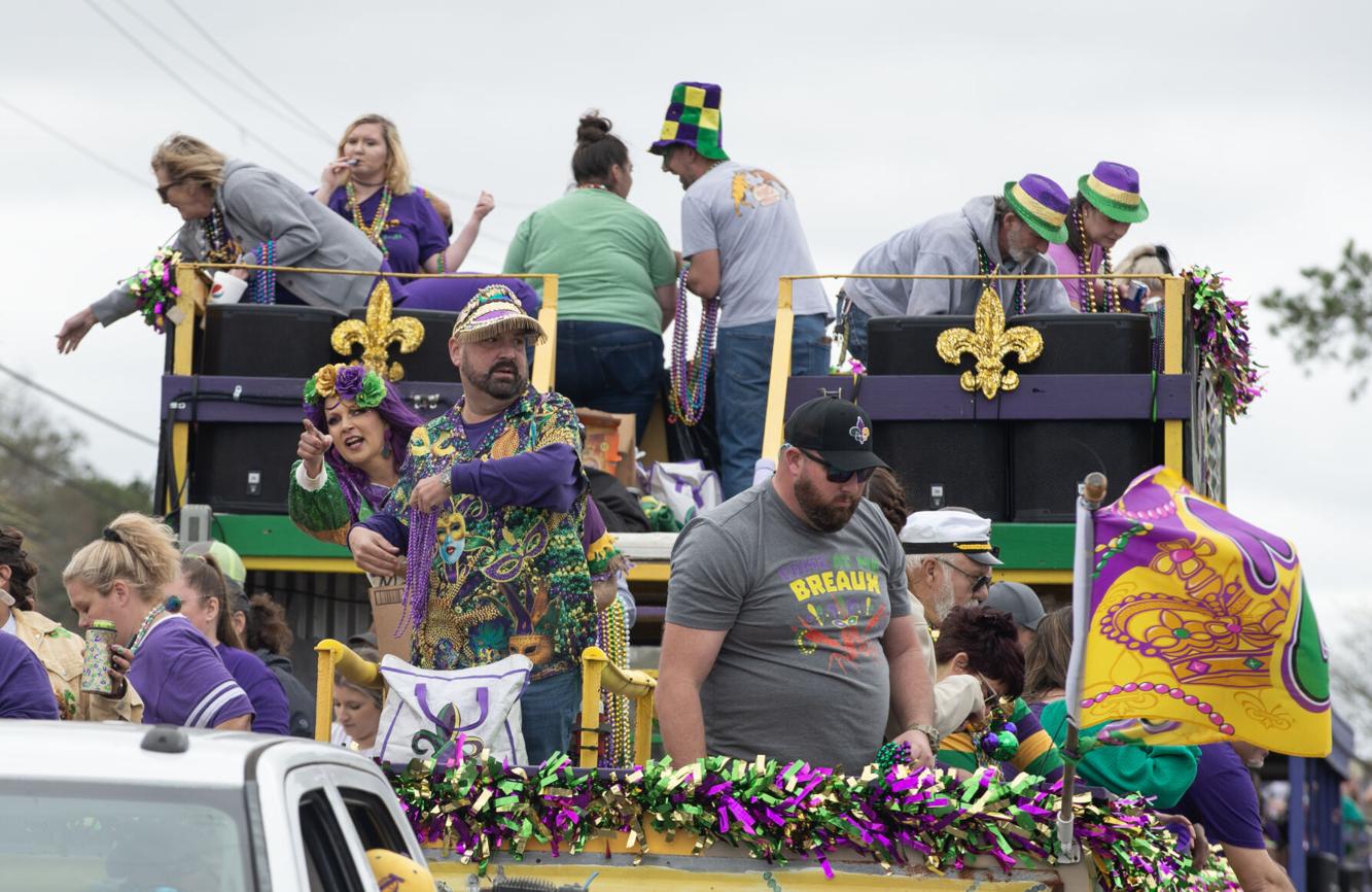Photos Carencro Mardi Gras Parade Photos