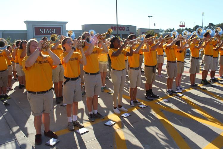 Raising Cane's in Denham Springs reopens after flooding, donates 1K to