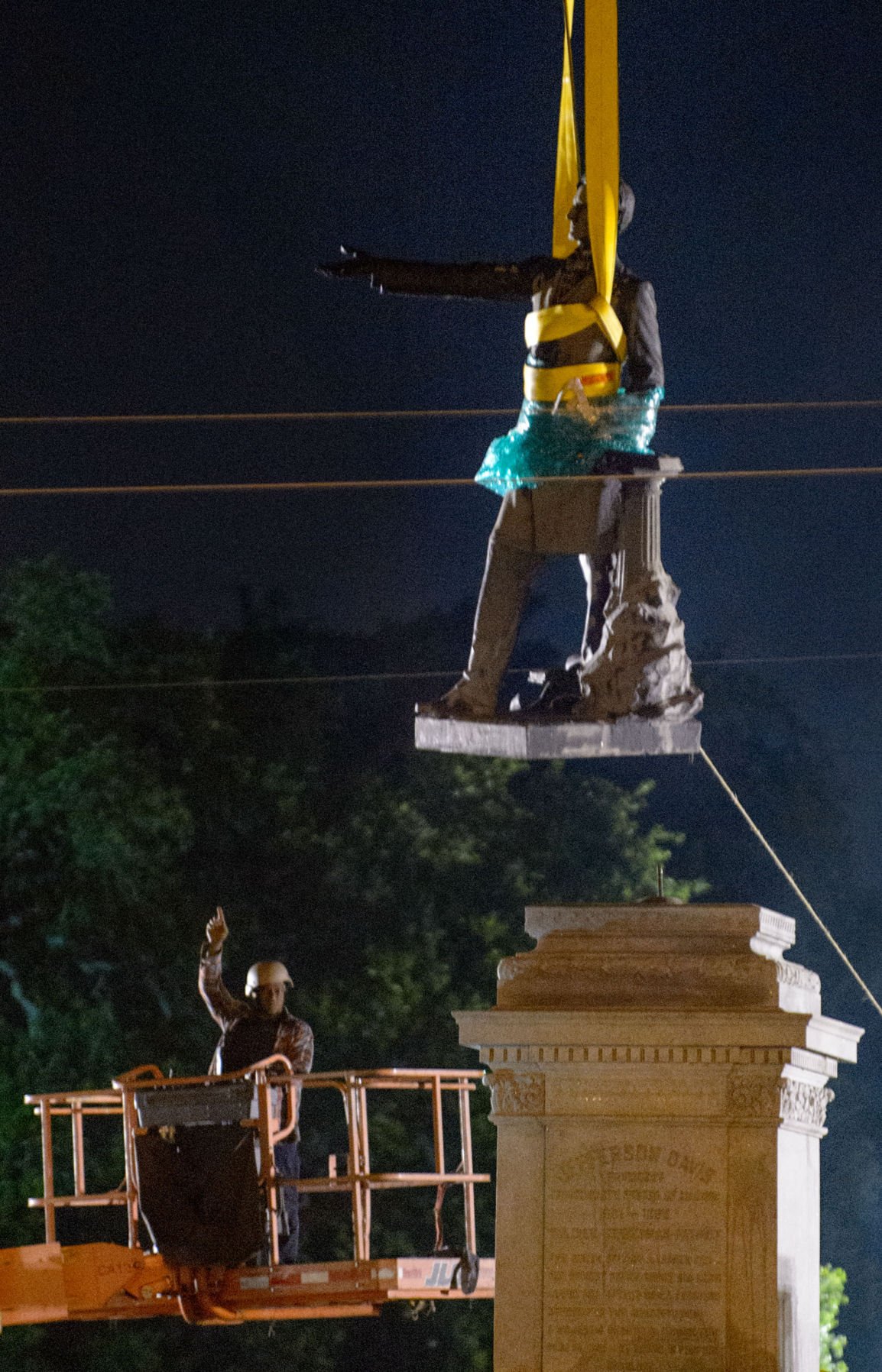 Another New Orleans monument removed Jefferson Davis statue taken down