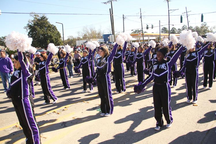 Jambalaya Festival Association's annual Christmas parade rolls through