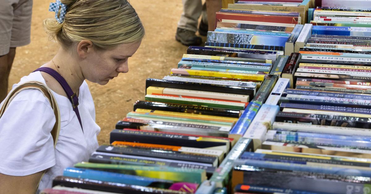 Friends of LSU Libraries Annual Book Bazaar kicks off | Photos ...