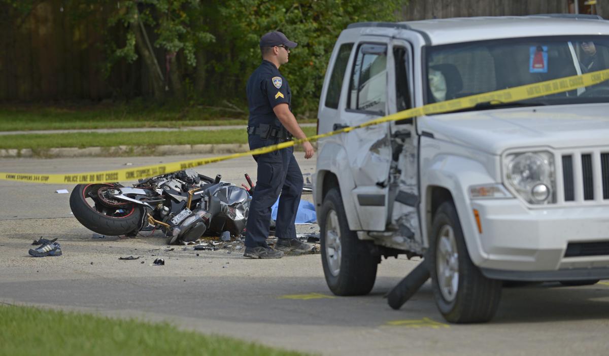 Report One Dead After Motorcycle Crash In Baton Rouge Crime Police Theadvocate Com
