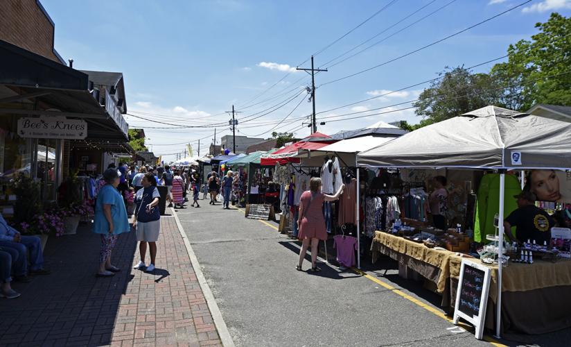 Denham Springs celebrates spring with downtown festival Livingston