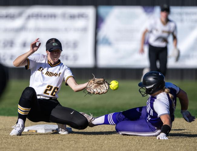 Dutchtown notches 4 3 softball win over St Amant in 5 5A High School
