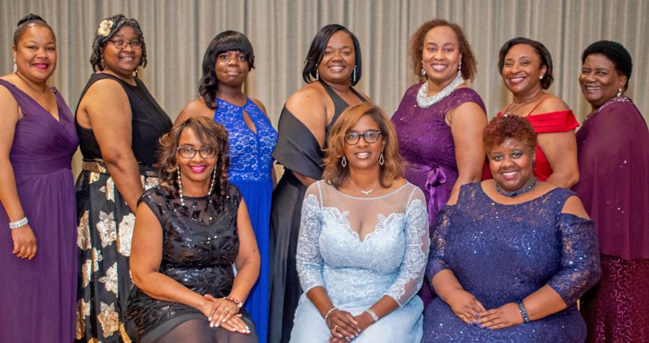 Tabitha Ransome Pam's Party Line: Tri-Parish debs presented at 'Enchanted Garden' ball ...