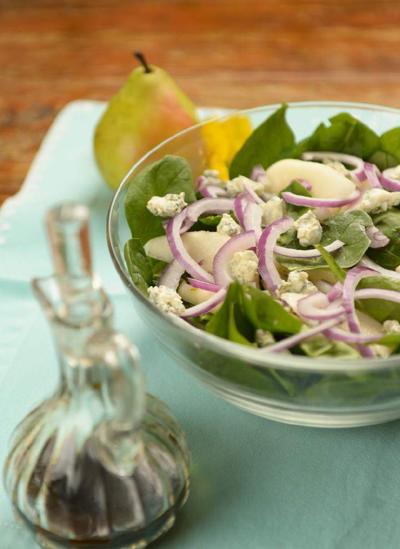 Eat Your Vegetables Pear Salad Pairs Blue Cheese Balsamic Vinegar Entertainment Life Theadvocate Com