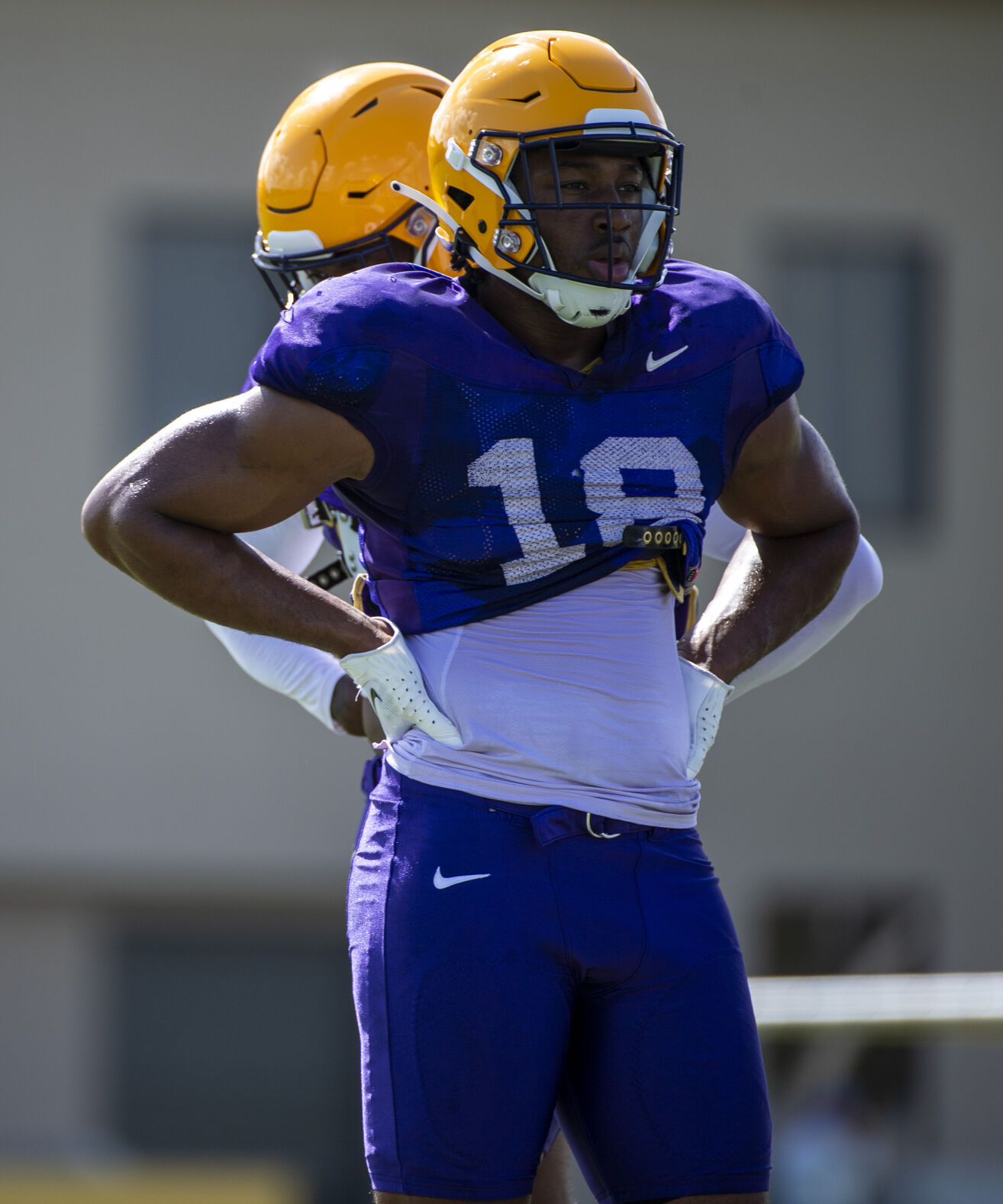 BJ Ojulari Explains What It Means To Him To Wear No. 18 For LSU ...