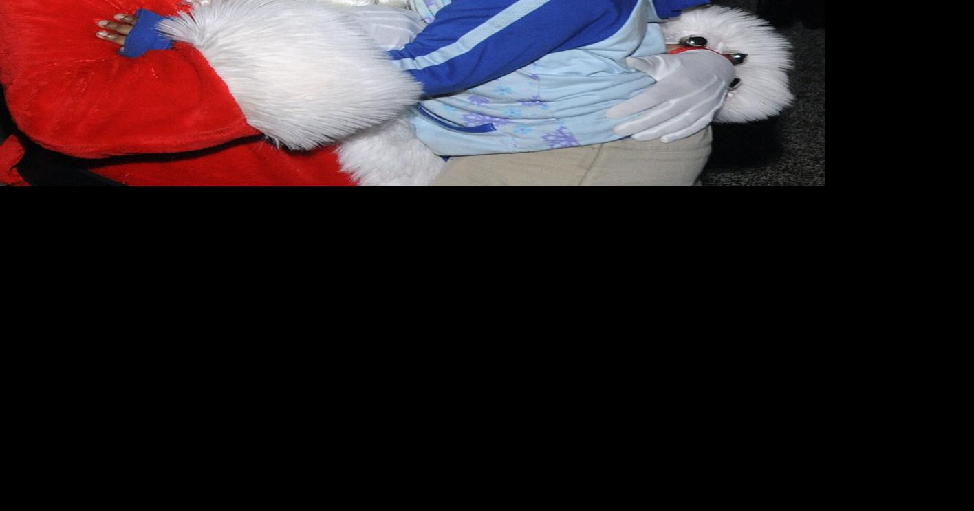 Gonzales lights up Jambalaya Park, Santa Ascension