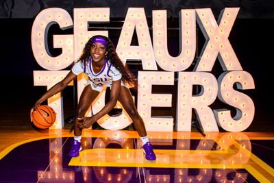 Meet Flau'jae Johnson, rapper under Jay-Z's label, on her way ...