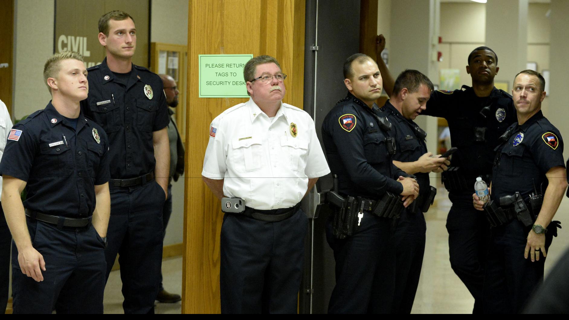 Lafayette police pay raise approved, starting salary upped to $40,000 |  News | theadvocate.com