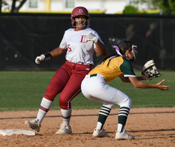 Menard has little problem ending Dunham's softball season High School