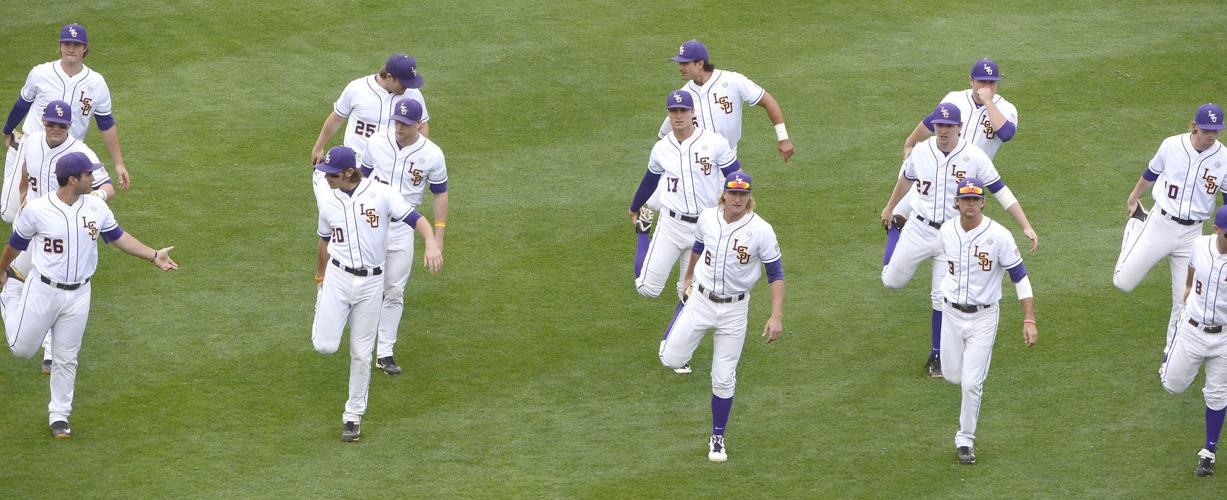 LSU takes down Auburn 8-3, Marceaux strikes out 11