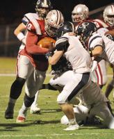 Dunham QB Mike Williams commits to  play linebacker at Texas