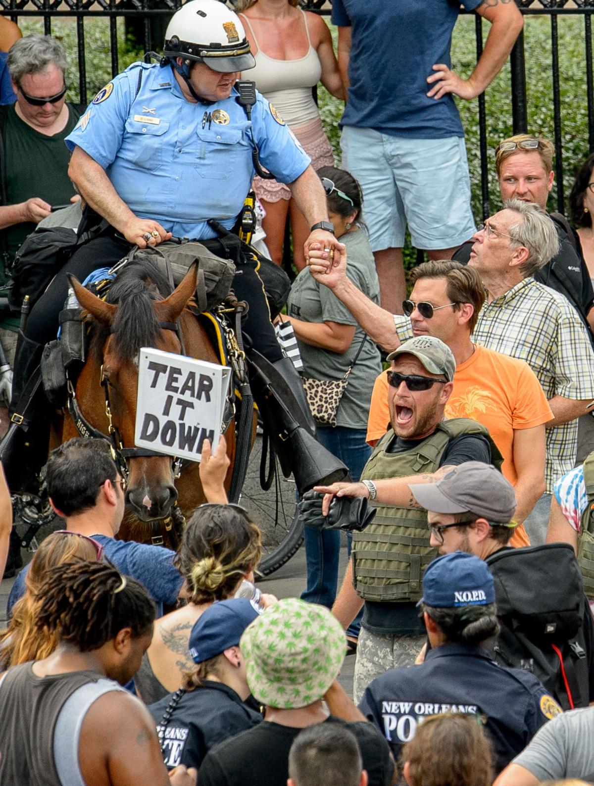 NO.takeemdown.082017.003A.JPG