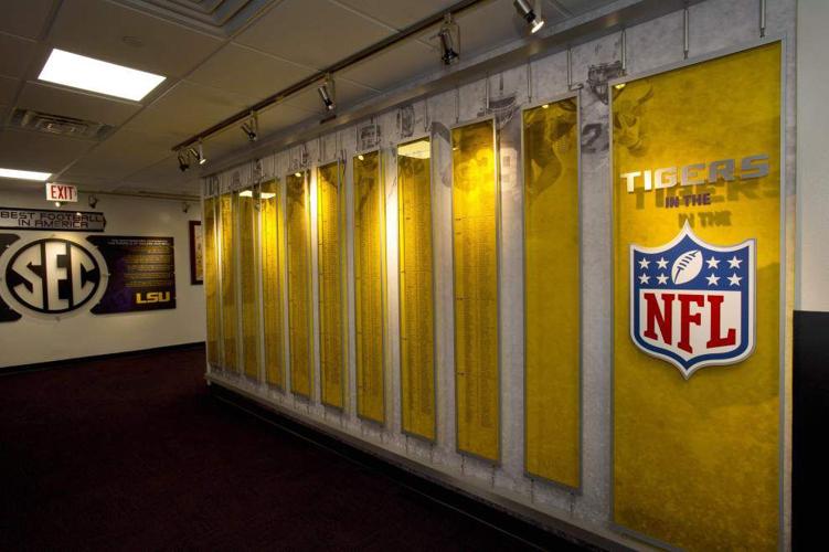 Photos A look inside see how equipment managers prep LSU locker